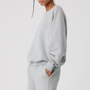 ALO Yoga Light Gray Sweatshirt